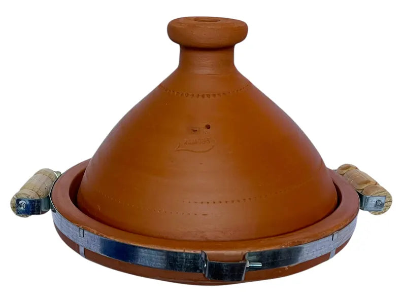 Savi-tagine – perinteinen marokkolainen savipata, käsintehty Fesissä