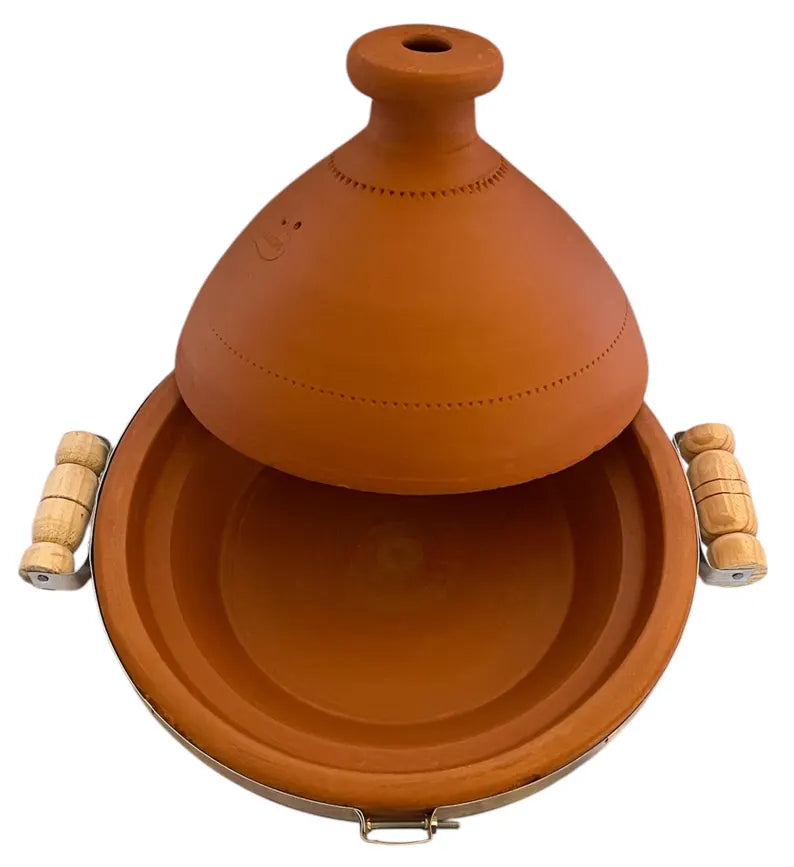 Savi-tagine – perinteinen marokkolainen savipata, käsintehty Fesissä